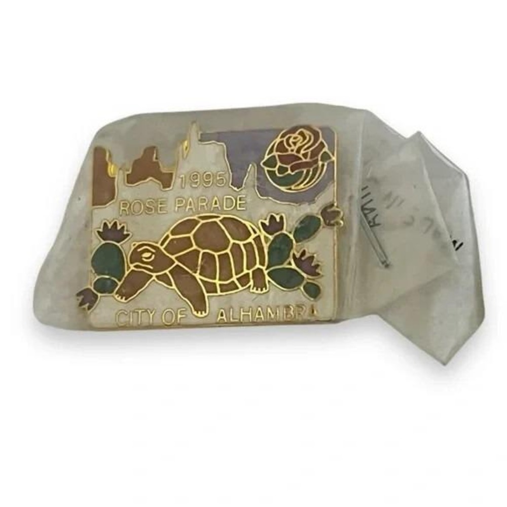 1995 Rose Parade City of Alhambra California Turtle Vintage Lapel Pin New A20